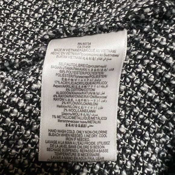 BCBG Generation tweed skirt ▪️ black, white & silver EUC ▪️ size 0 - Picture 4 of 5